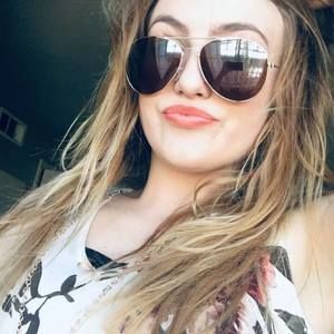 Meet your Posher, Amelia